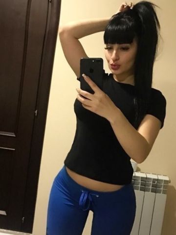 Викуся